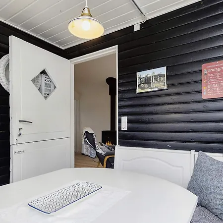 4 Person In Karrebæksminde