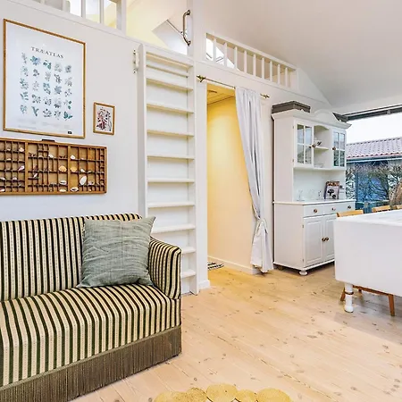 4 Person In Karrebæksminde